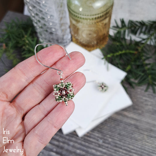 Red and Green Holiday Cube Seed Bead Drop Earrings