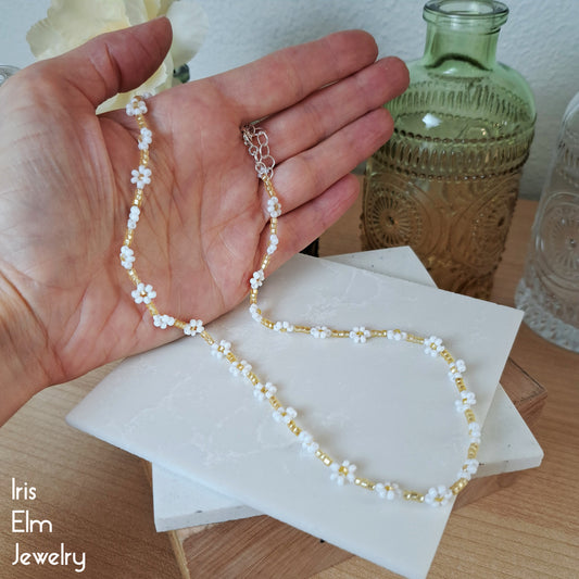Woven White and Yellow Daisy Seed Bead Necklace